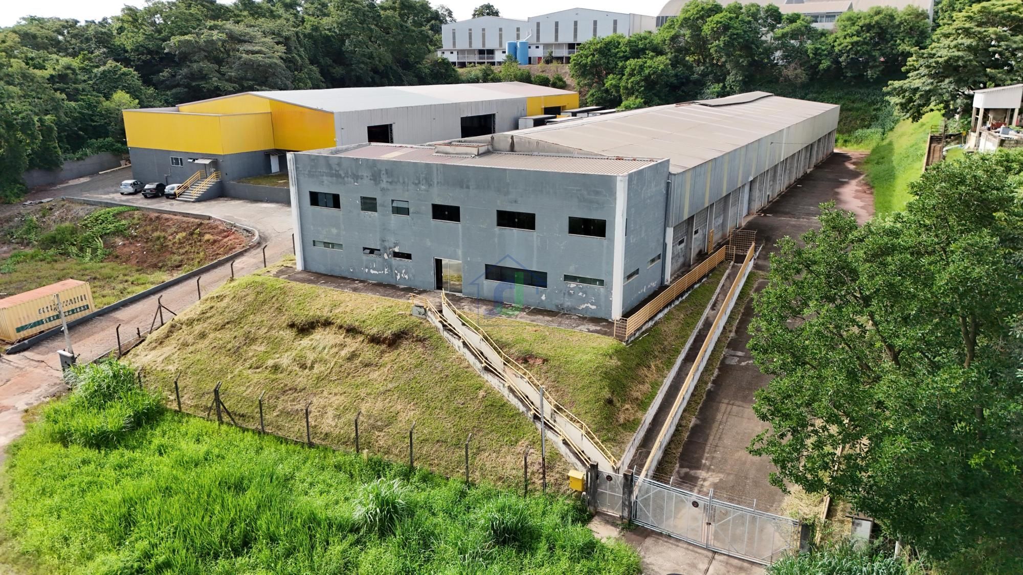 Pavilhão/galpão/depósito com 10 Dormitórios à venda, 5.496 m² por R$ 4.300.000,00 Pavilhão/galpão/depósito com 10 Dormitórios à venda, 5.496 m² por R$ 4.300.000,00