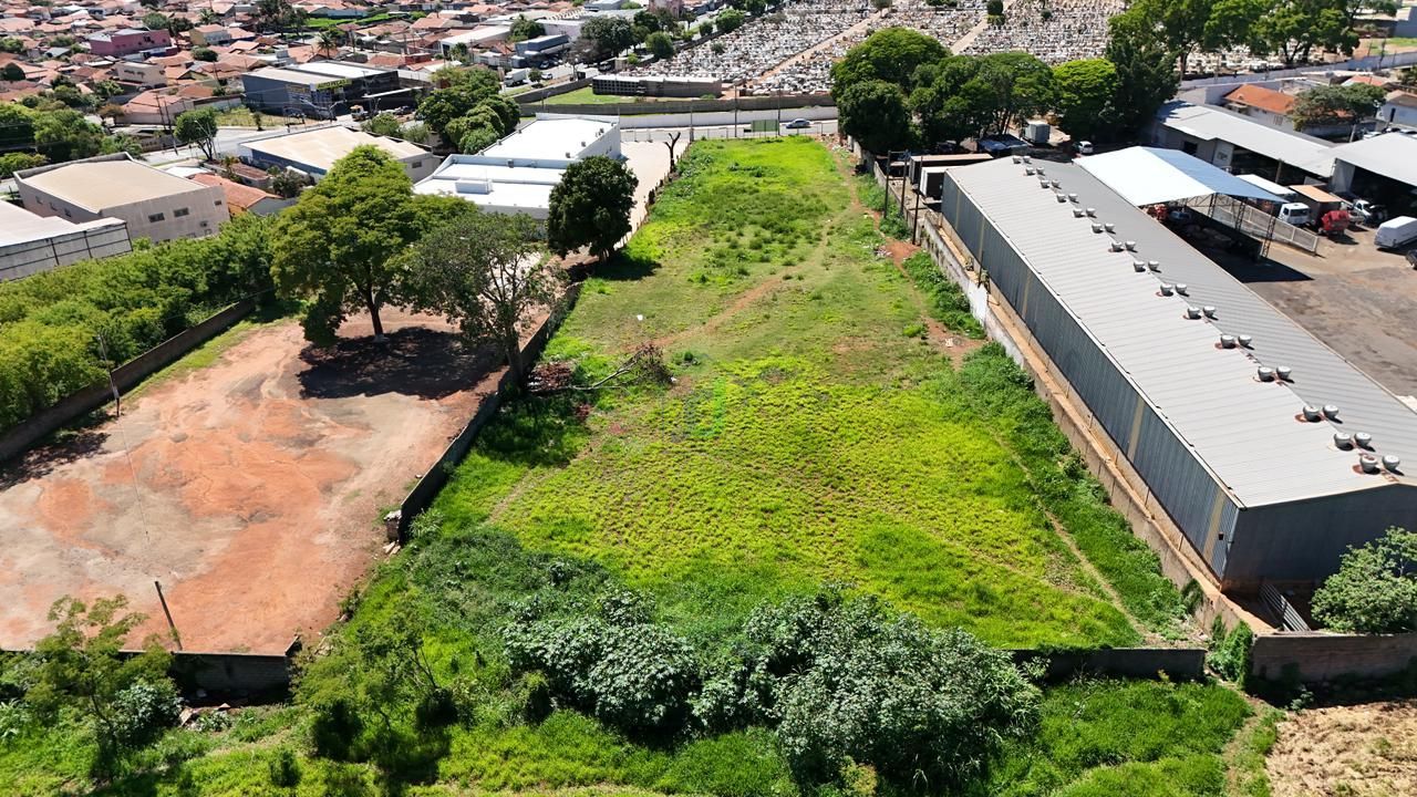 Terreno comercial à venda  no Jardim Santa Helena - Mogi-mirim, SP. Imóveis