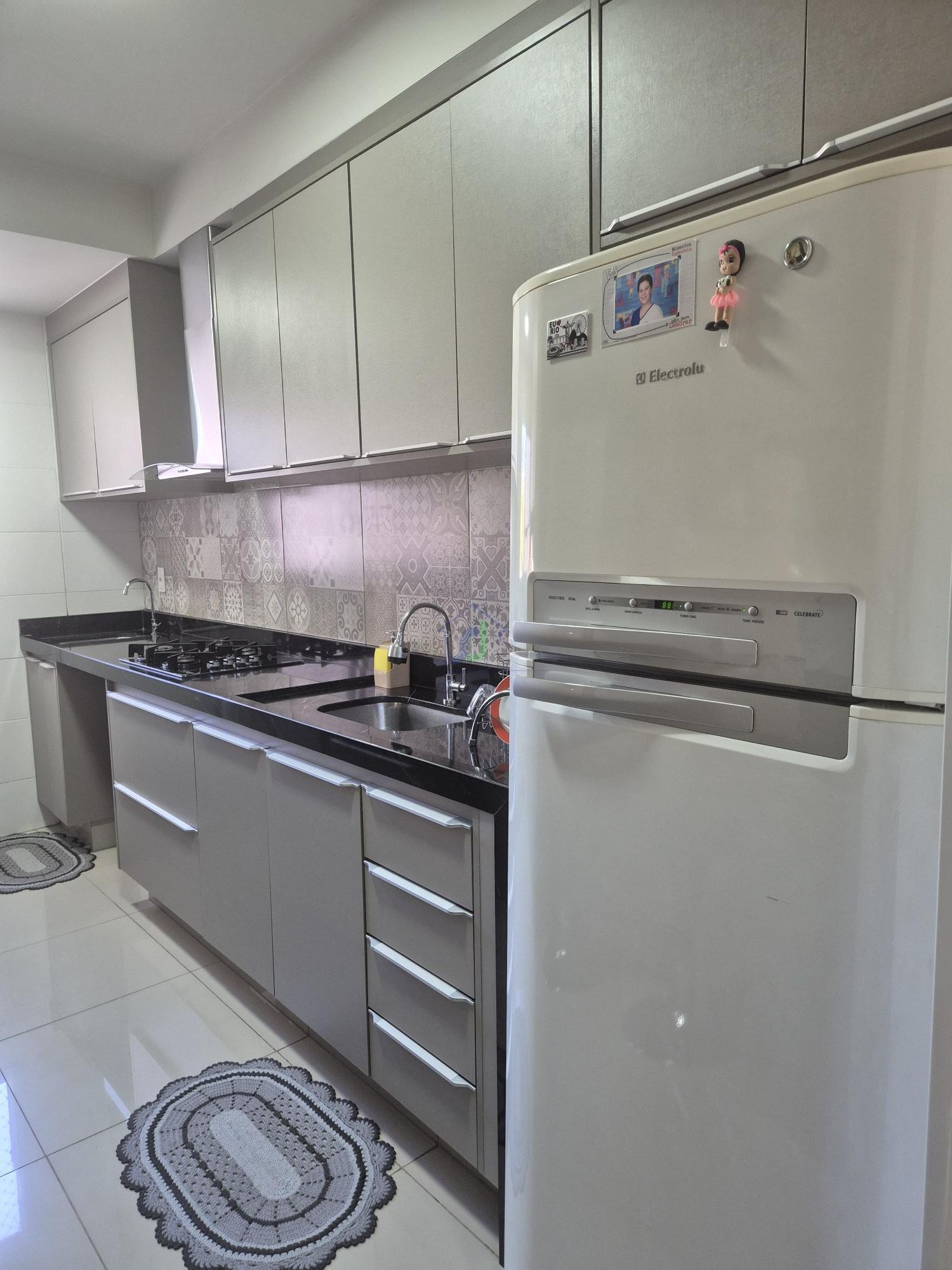 Apartamento com 3 Dormitórios à venda, 73 m² por R$ 450.000,00 Apartamento com 3 Dormitórios à venda, 73 m² por R$ 450.000,00