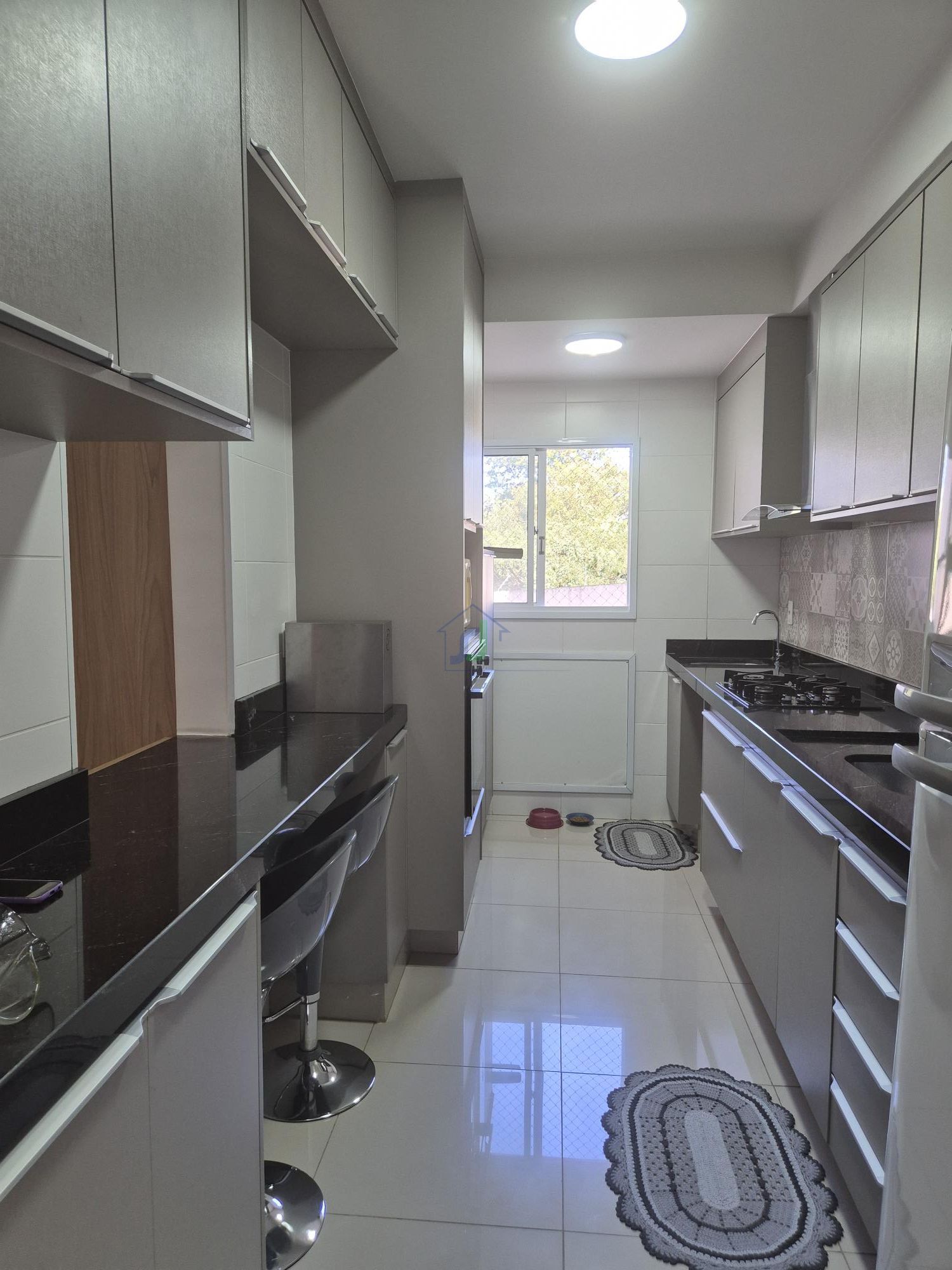 Apartamento com 3 Dormitórios à venda, 73 m² por R$ 450.000,00 Apartamento com 3 Dormitórios à venda, 73 m² por R$ 450.000,00