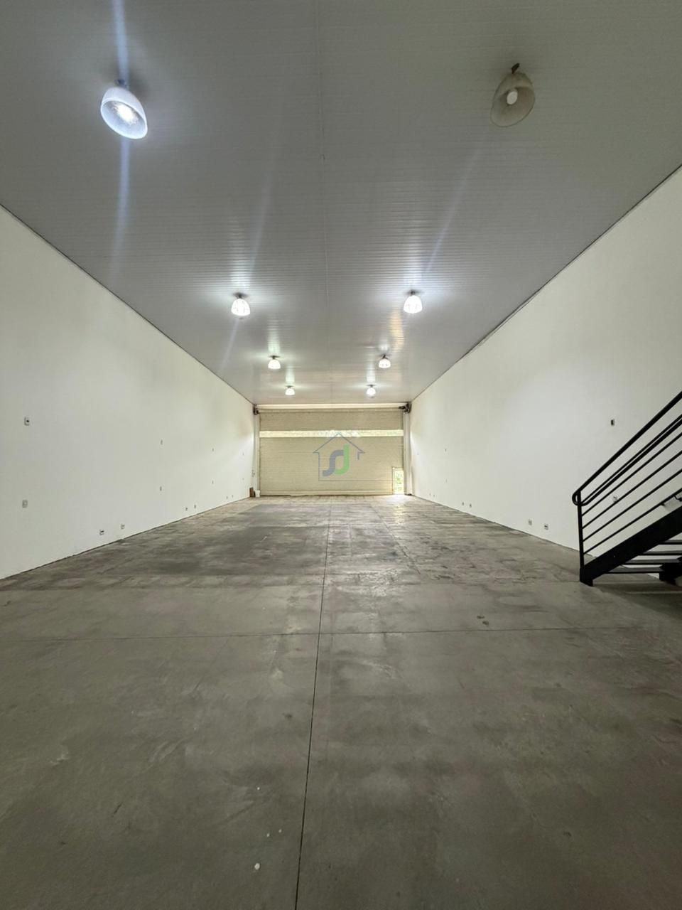 Pavilhão/galpão/depósito para alugar, 330 m² por R$ 8.000,00 Pavilhão/galpão/depósito para alugar, 330 m² por R$ 8.000,00