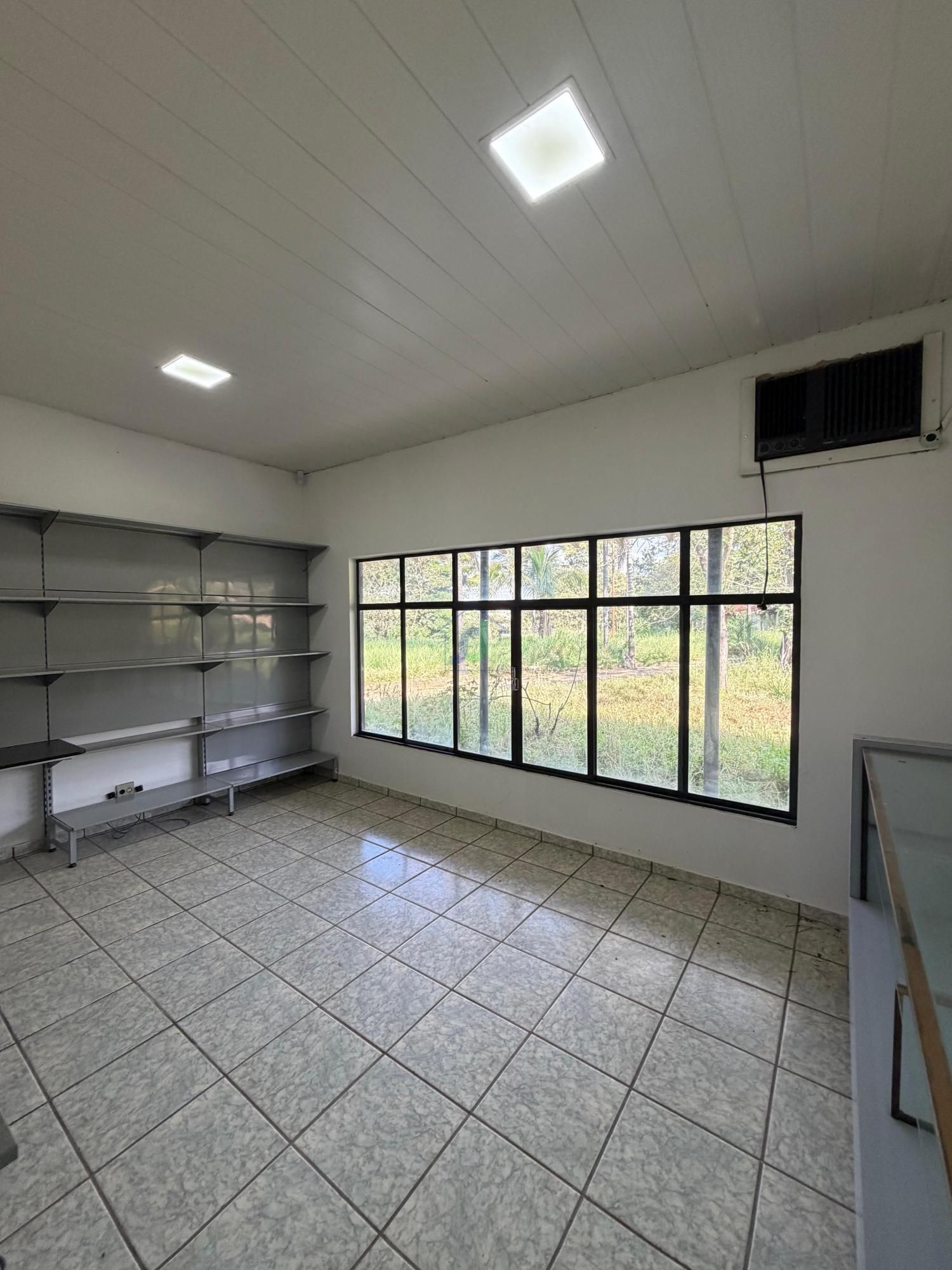 Pavilhão/galpão/depósito com 10 Dormitórios para alugar, 11.117 m² por R$ 35.000,00 Pavilhão/galpão/depósito com 10 Dormitórios para alugar, 11.117 m² por R$ 35.000,00
