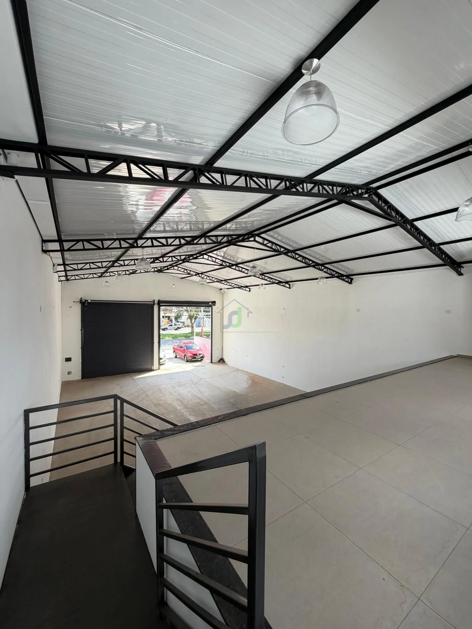 Pavilhão/galpão/depósito com 2 Dormitórios para alugar, 348 m² por R$ 6.500,00 Pavilhão/galpão/depósito com 2 Dormitórios para alugar, 348 m² por R$ 6.500,00