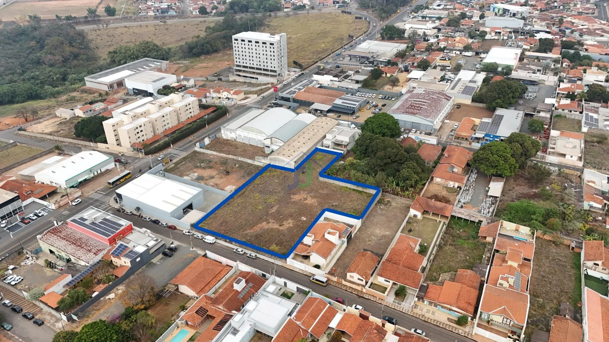 Terreno/Lote à venda, 3.600 m² por R$ 2.160.000,00 Terreno/Lote à venda, 3.600 m² por R$ 2.160.000,00