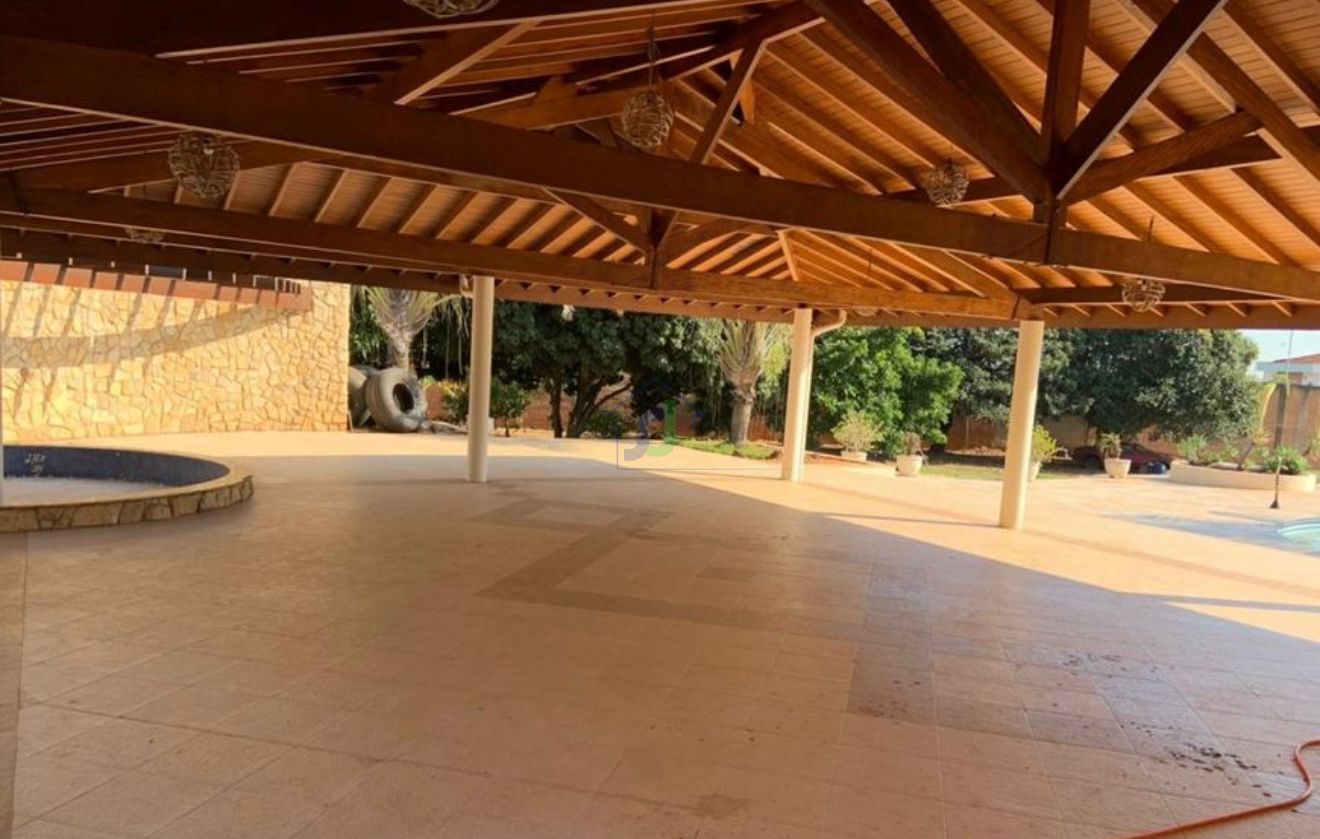 Fazenda/sítio/chácara/haras com 6 Dormitórios à venda, 5.100 m² por R$ 2.300.000,00 Fazenda/sítio/chácara/haras com 6 Dormitórios à venda, 5.100 m² por R$ 2.300.000,00