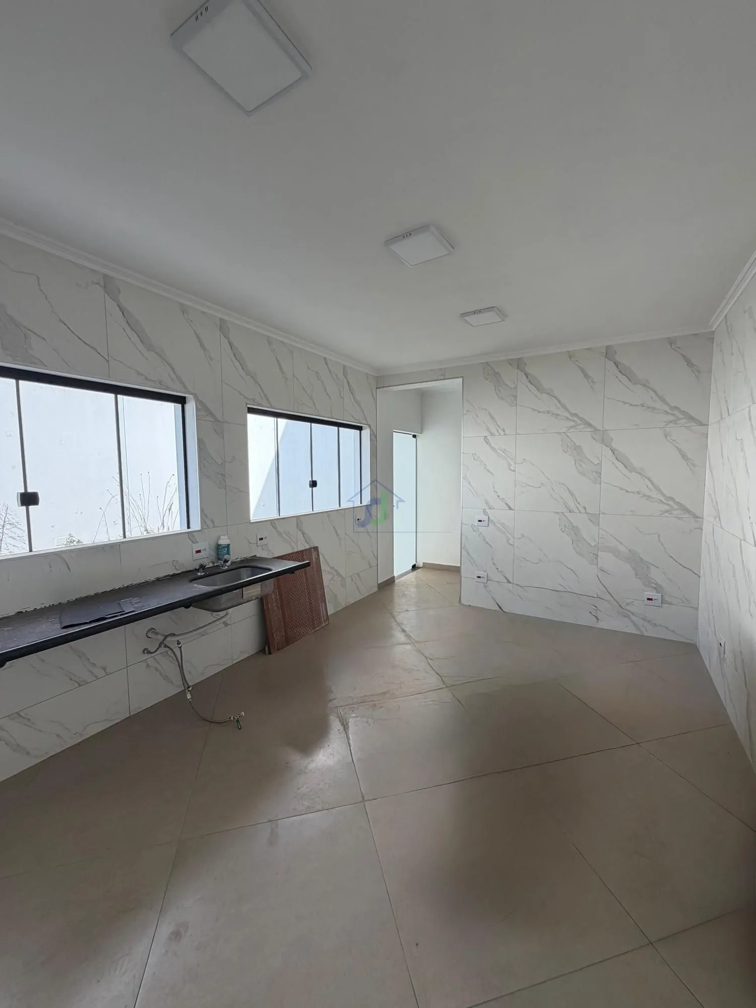 Pavilhão/galpão/depósito com 2 Dormitórios para alugar, 348 m² por R$ 6.500,00 Pavilhão/galpão/depósito com 2 Dormitórios para alugar, 348 m² por R$ 6.500,00