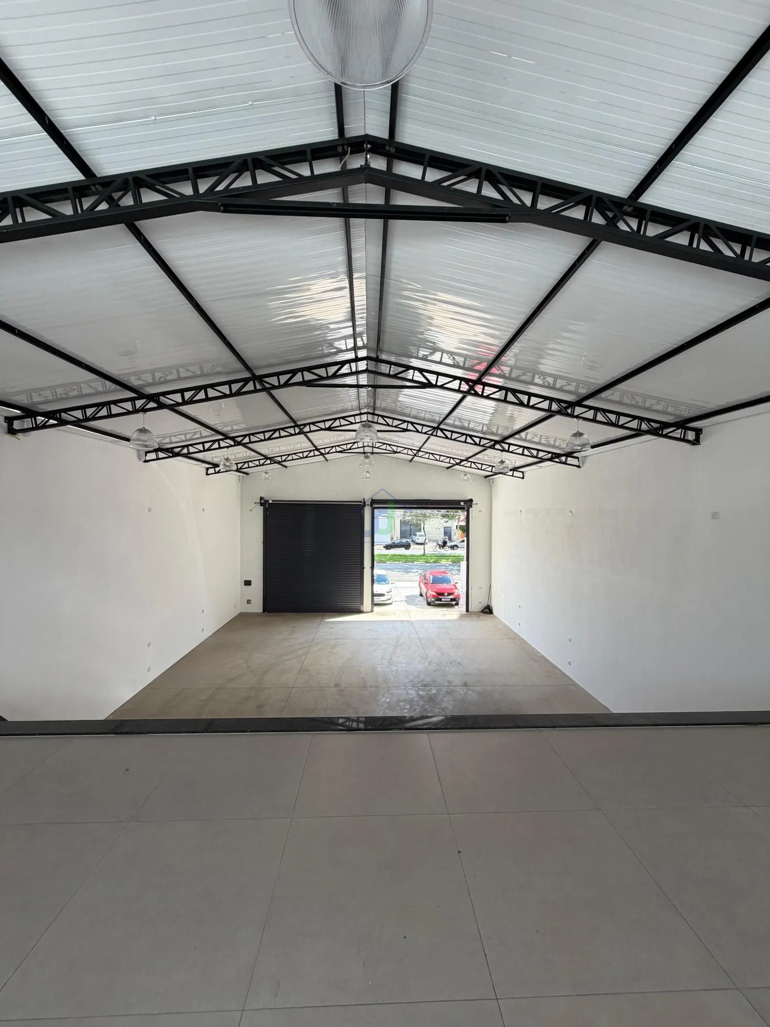 Pavilhão/galpão/depósito com 2 Dormitórios para alugar, 348 m² por R$ 6.500,00 Pavilhão/galpão/depósito com 2 Dormitórios para alugar, 348 m² por R$ 6.500,00