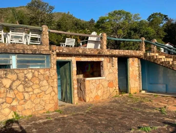 Fazenda/sítio/chácara/haras com 6 Dormitórios à venda, 250.000 m² por R$ 2.500.000,00 Fazenda/sítio/chácara/haras com 6 Dormitórios à venda, 250.000 m² por R$ 2.500.000,00