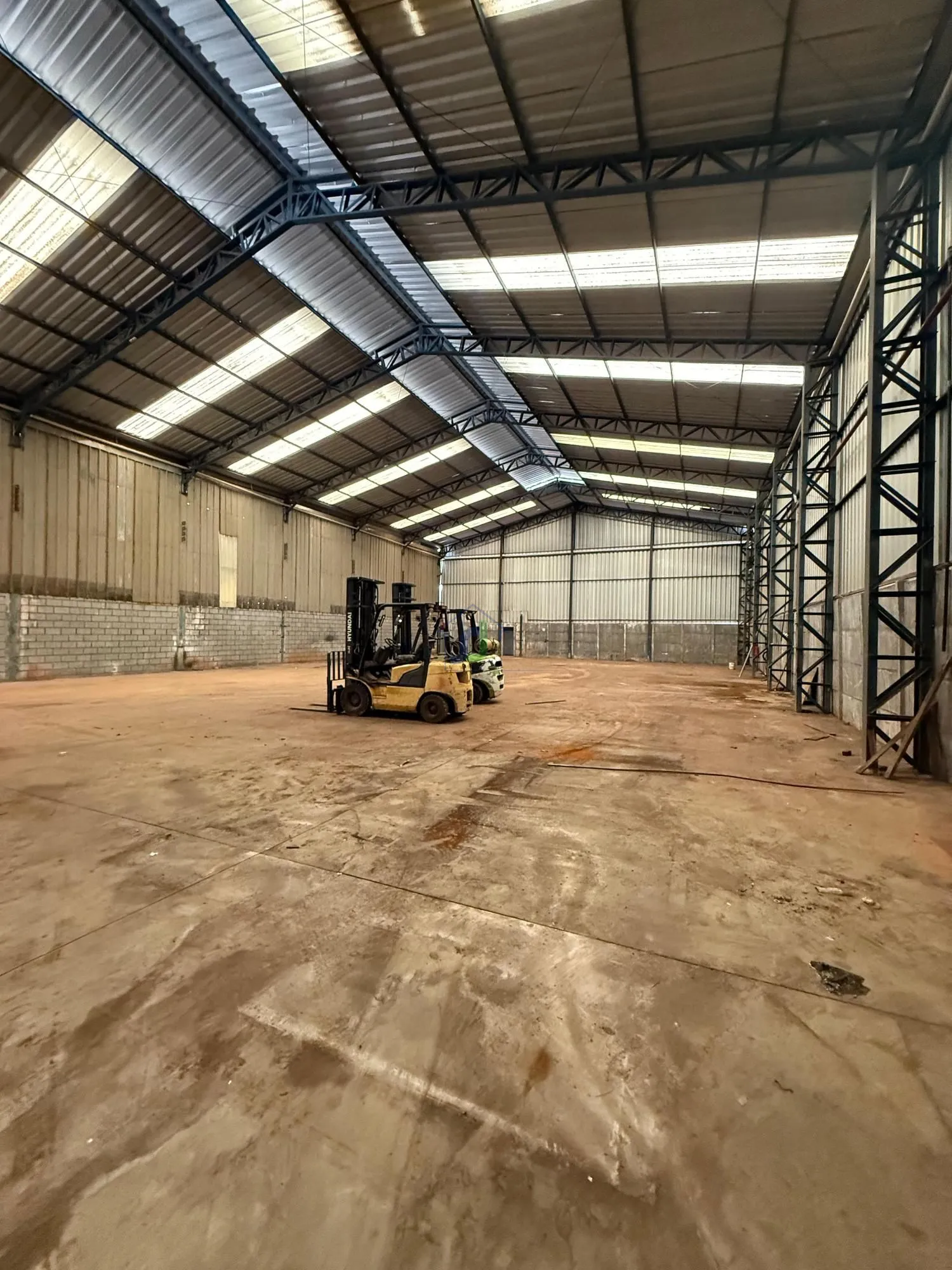 Pavilhão/galpão/depósito com 1 Dormitórios para alugar, 750 m² por R$ 9.000,00 Pavilhão/galpão/depósito com 1 Dormitórios para alugar, 750 m² por R$ 9.000,00