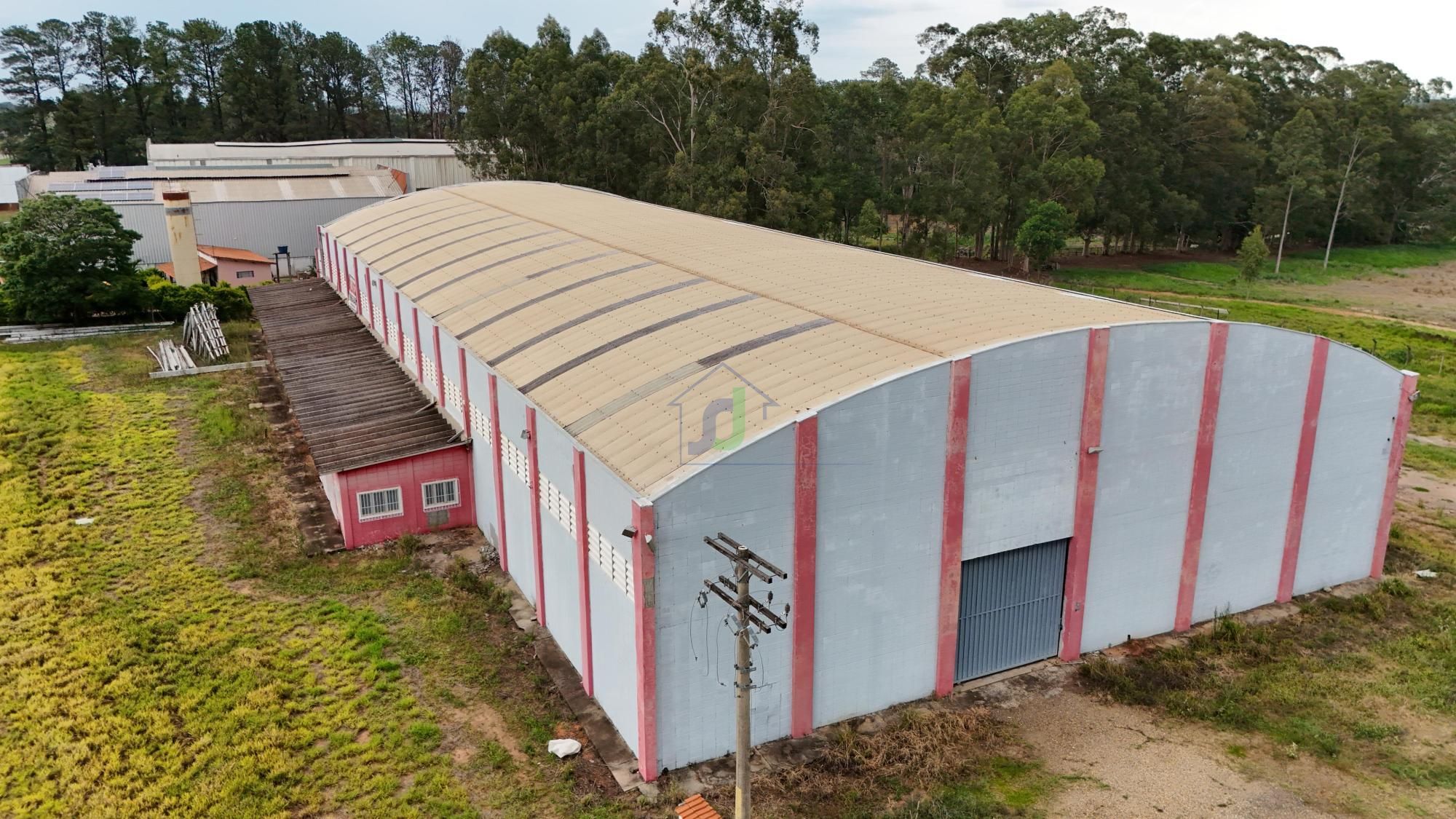 Pavilhão/galpão/depósito para alugar  no Jardim Maria Bonati Bordignon - Mogi-mirim, SP. Imóveis