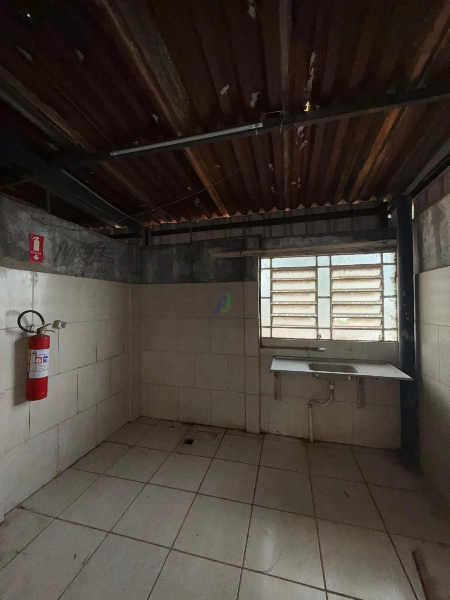Pavilhão/galpão/depósito com 1 Dormitórios para alugar, 750 m² por R$ 9.000,00 Pavilhão/galpão/depósito com 1 Dormitórios para alugar, 750 m² por R$ 9.000,00