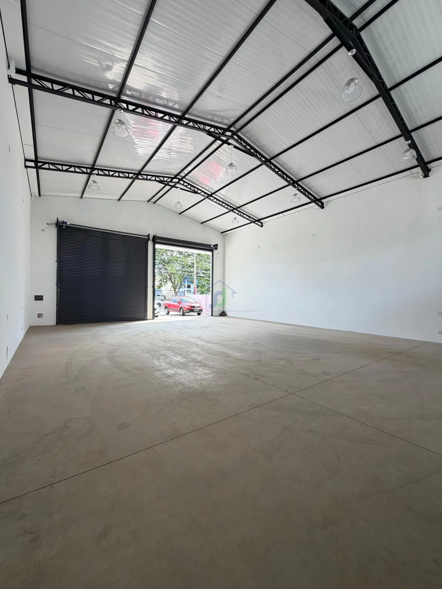 Pavilhão/galpão/depósito com 2 Dormitórios para alugar, 348 m² por R$ 6.500,00 Pavilhão/galpão/depósito com 2 Dormitórios para alugar, 348 m² por R$ 6.500,00