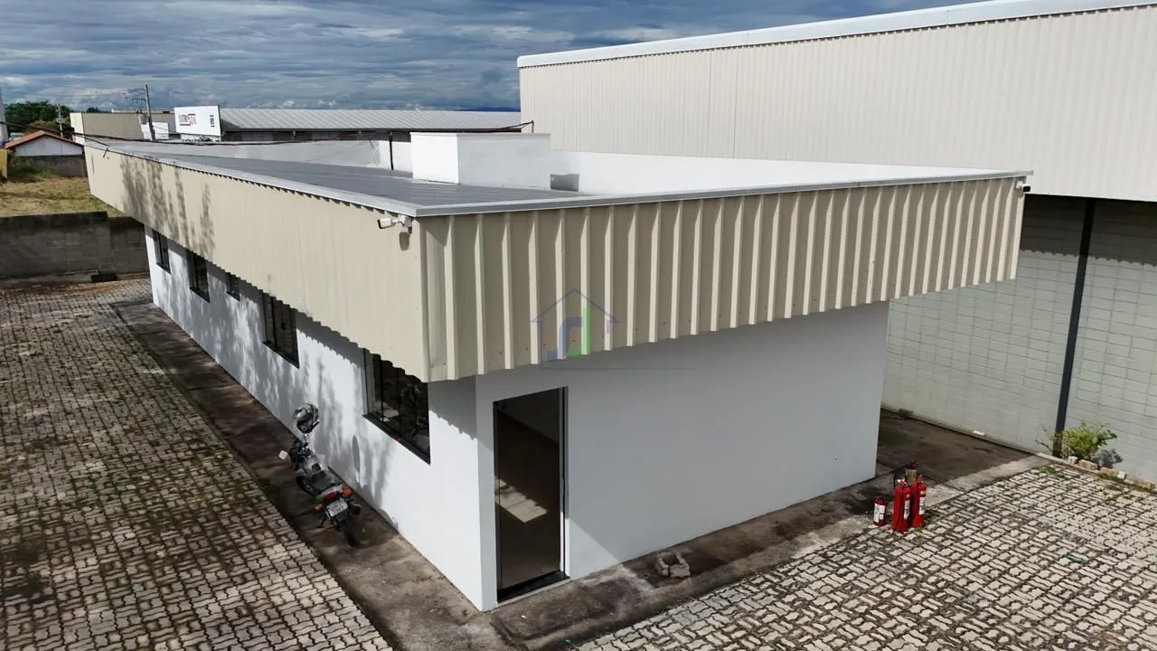 Pavilhão/galpão/depósito com 5 Dormitórios à venda, 3.691 m² por R$ 3.500.000,00 Pavilhão/galpão/depósito com 5 Dormitórios à venda, 3.691 m² por R$ 3.500.000,00