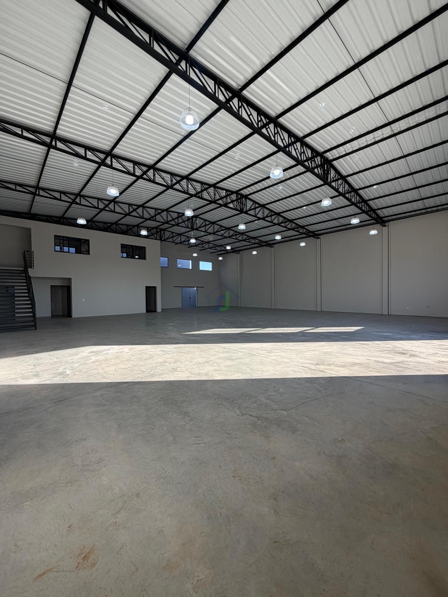 Pavilhão/galpão/depósito com 1 Dormitórios para alugar, 615 m² por R$ 10.000,00 Pavilhão/galpão/depósito com 1 Dormitórios para alugar, 615 m² por R$ 10.000,00