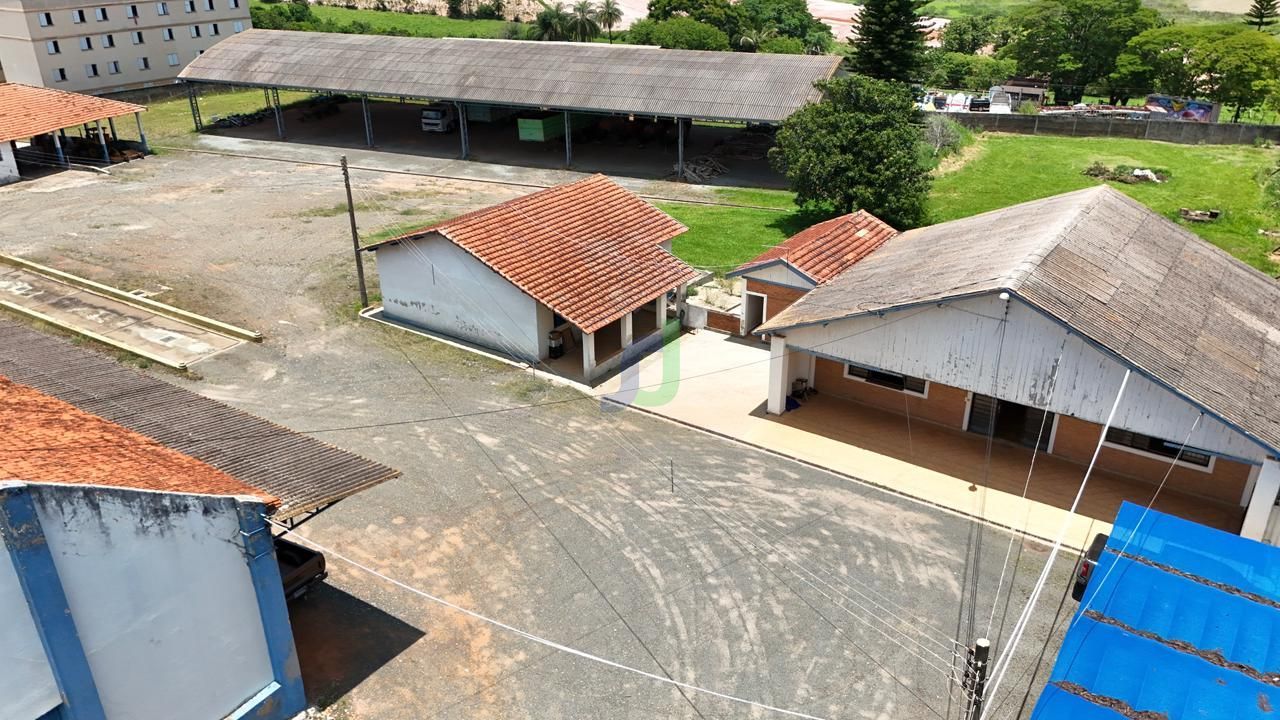 Pavilhão/galpão/depósito com 10 Dormitórios para alugar, 26.444 m² por R$ 45.000,00 Pavilhão/galpão/depósito com 10 Dormitórios para alugar, 26.444 m² por R$ 45.000,00