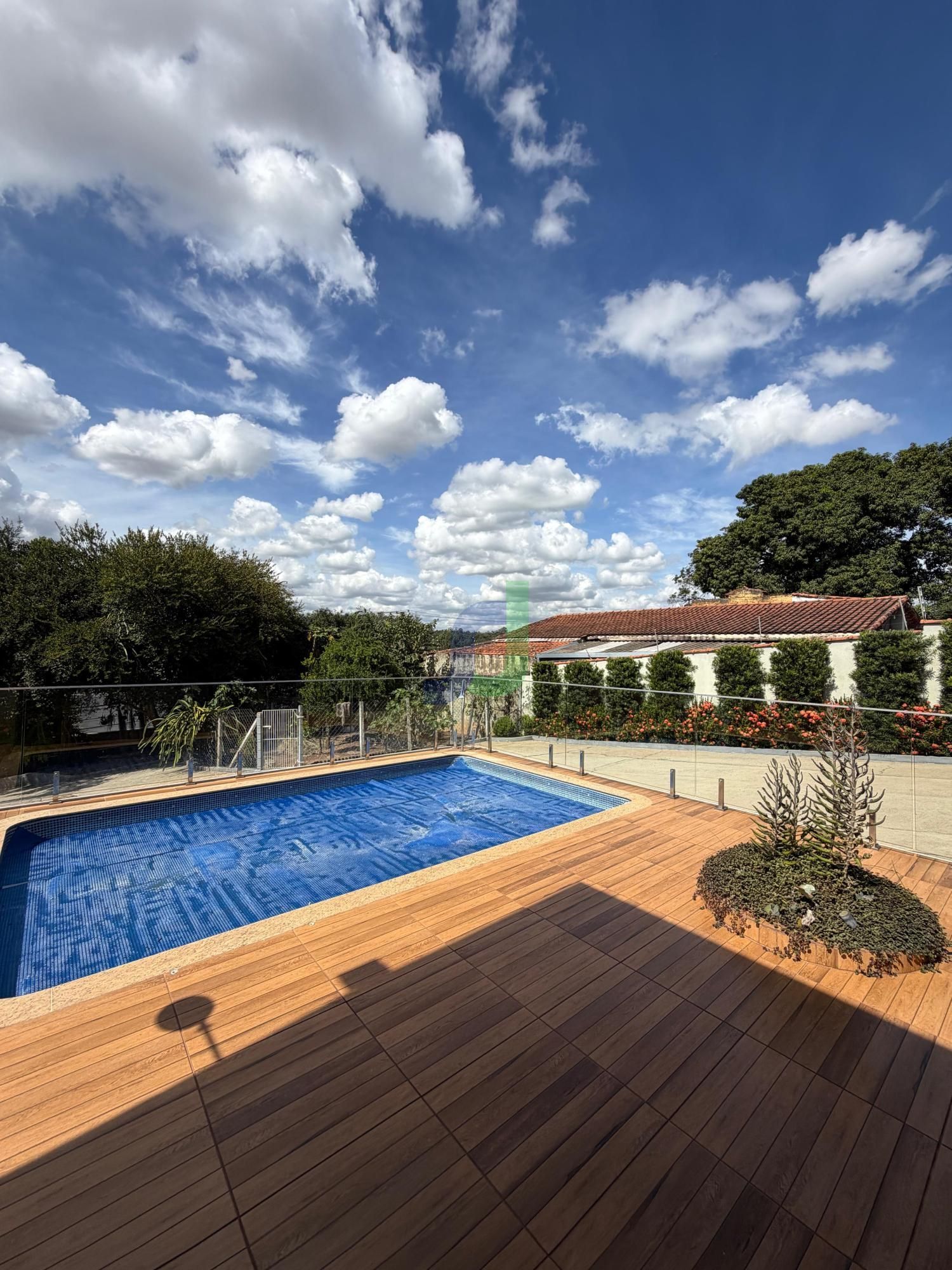 Fazenda/sítio/chácara/haras para alugar  no Parque da Empresa - Mogi-mirim, SP. Imóveis