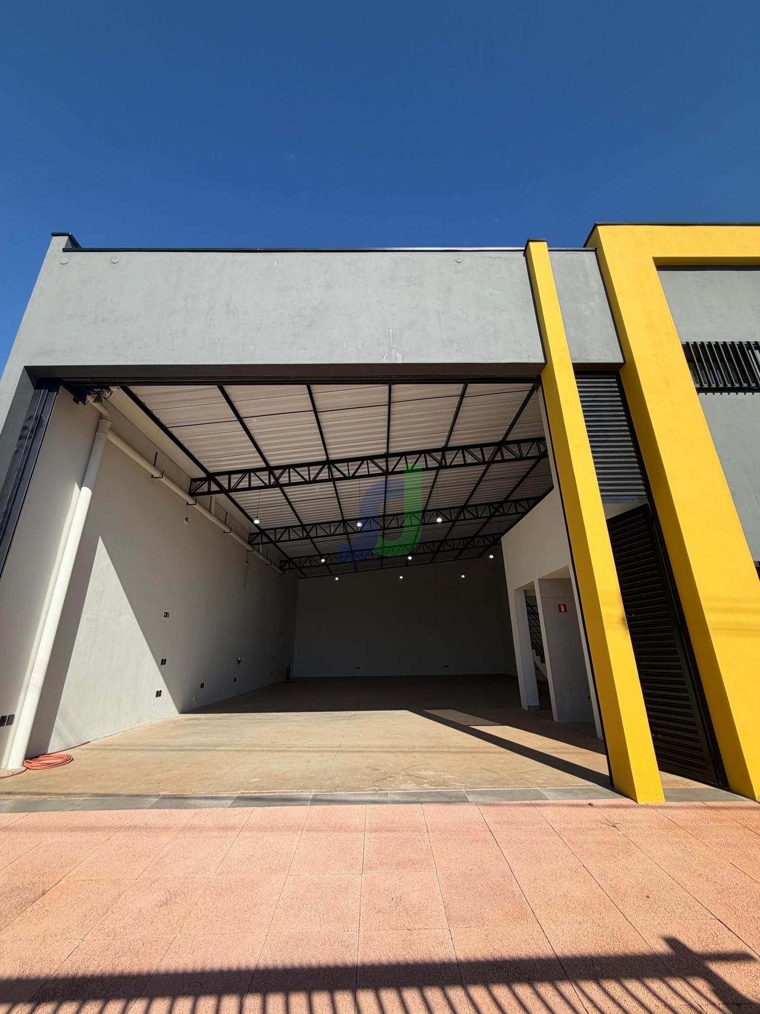 Pavilhão/galpão/depósito com 1 Dormitórios para alugar, 300 m² por R$ 6.000,00 Pavilhão/galpão/depósito com 1 Dormitórios para alugar, 300 m² por R$ 6.000,00