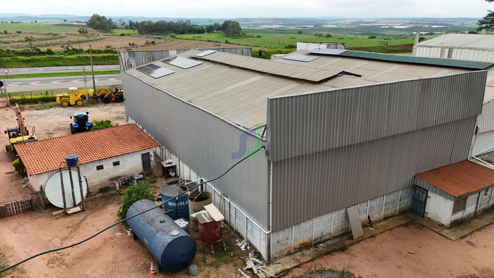 Pavilhão/galpão/depósito com 1 Dormitórios para alugar, 750 m² por R$ 9.000,00 Pavilhão/galpão/depósito com 1 Dormitórios para alugar, 750 m² por R$ 9.000,00