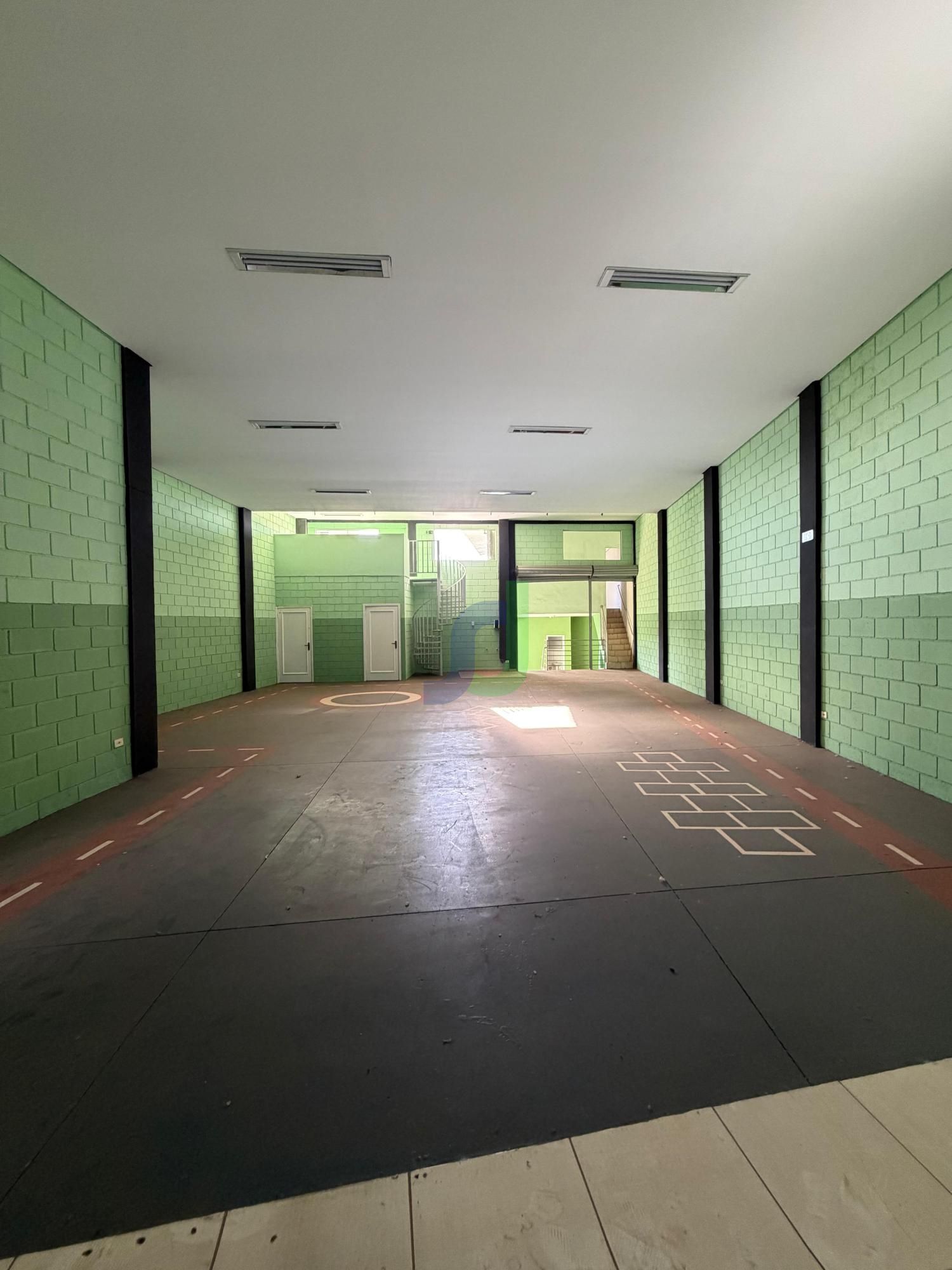 Pavilhão/galpão/depósito à venda  no Centro - Mogi-mirim, SP. Imóveis