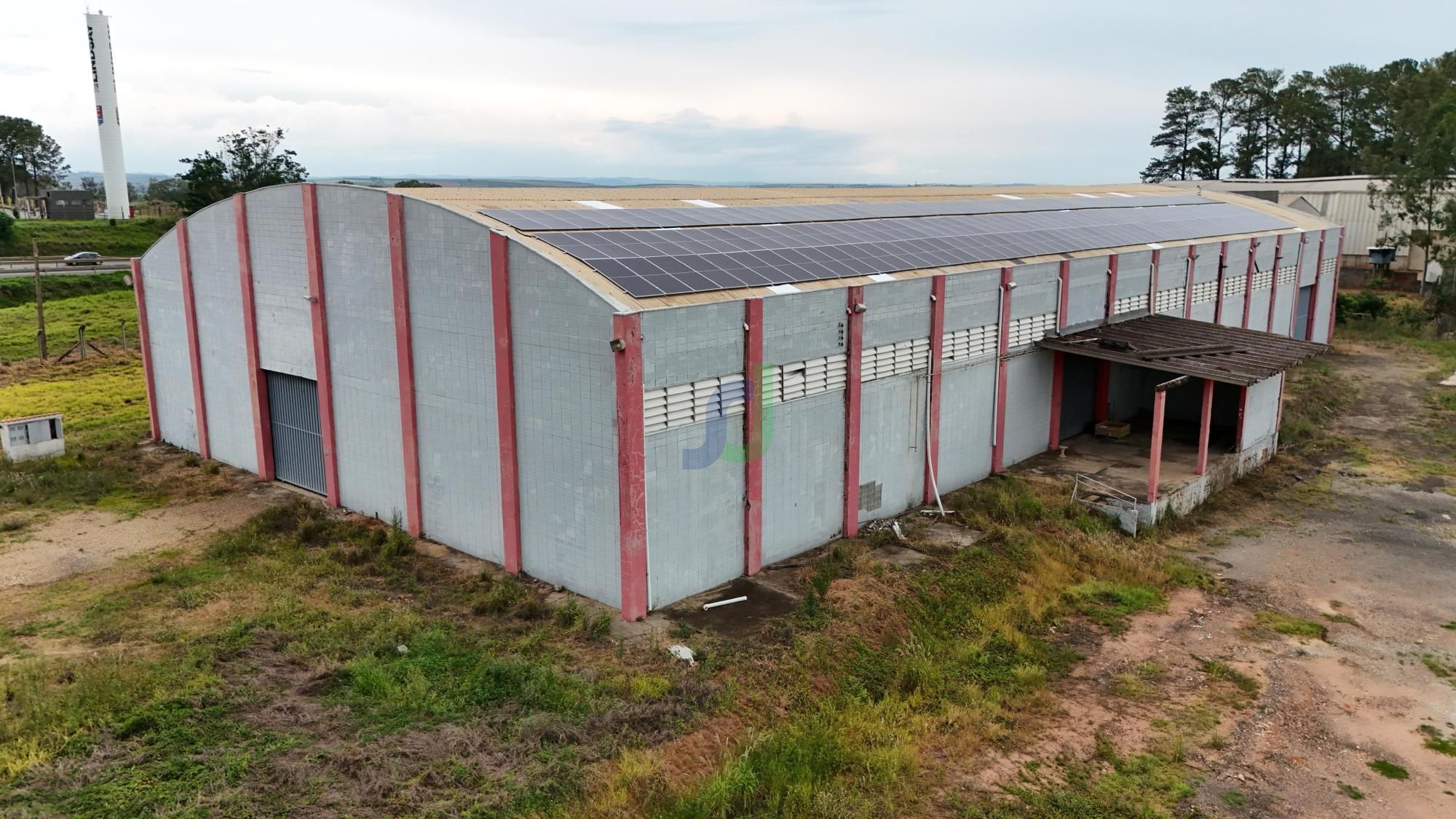 Pavilhão/galpão/depósito com 2 Dormitórios para alugar, 10.000 m² por R$ 30.000,00 Pavilhão/galpão/depósito com 2 Dormitórios para alugar, 10.000 m² por R$ 30.000,00