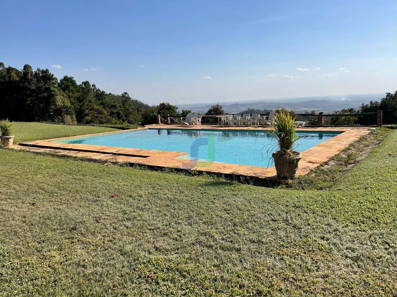 Fazenda/sítio/chácara/haras com 6 Dormitórios à venda, 250.000 m² por R$ 2.500.000,00 Fazenda/sítio/chácara/haras com 6 Dormitórios à venda, 250.000 m² por R$ 2.500.000,00
