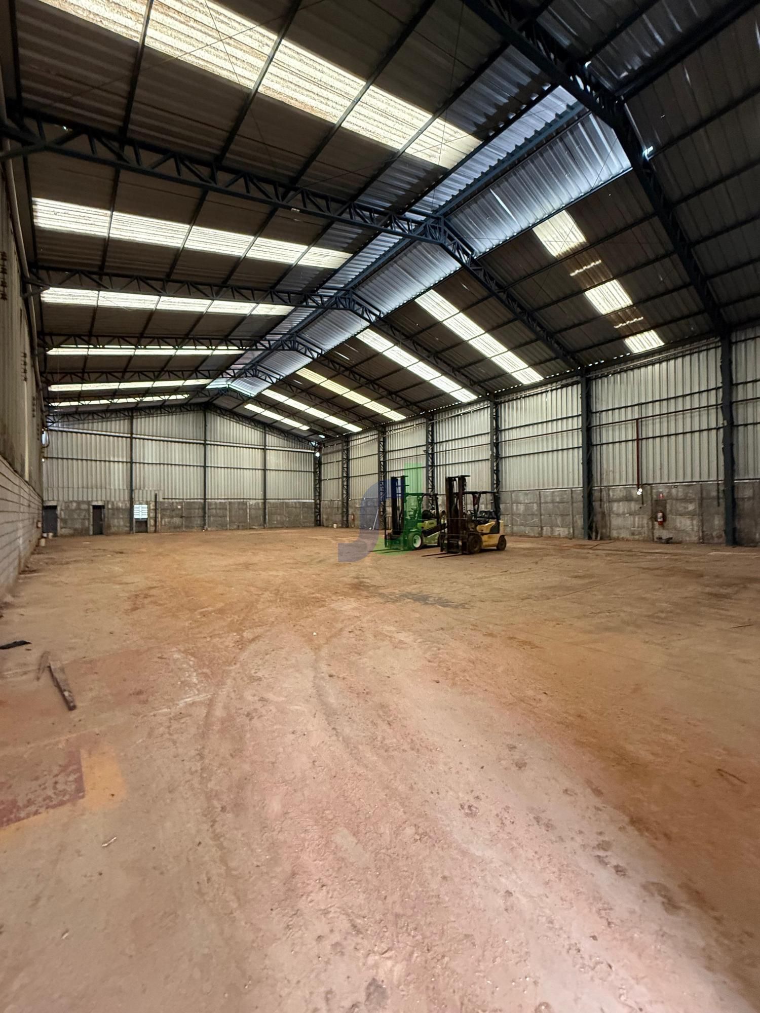 Pavilhão/galpão/depósito com 1 Dormitórios para alugar, 750 m² por R$ 9.000,00 Pavilhão/galpão/depósito com 1 Dormitórios para alugar, 750 m² por R$ 9.000,00