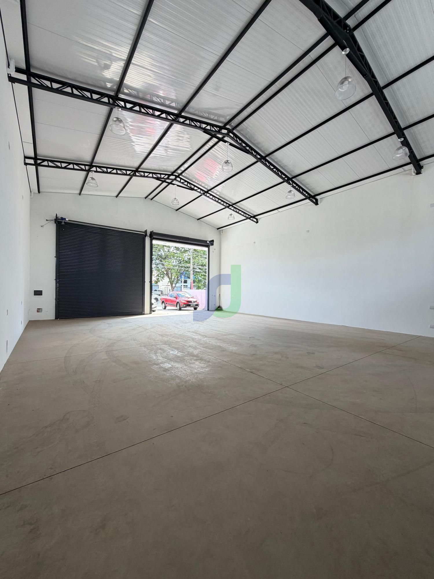 Pavilhão/galpão/depósito com 2 Dormitórios para alugar, 348 m² por R$ 6.500,00 Pavilhão/galpão/depósito com 2 Dormitórios para alugar, 348 m² por R$ 6.500,00