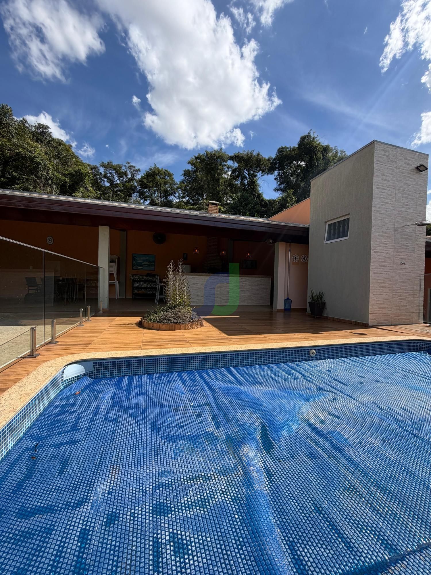 Fazenda/sítio/chácara/haras com 3 Dormitórios para alugar, 890 m² por R$ 4.000,00 Fazenda/sítio/chácara/haras com 3 Dormitórios para alugar, 890 m² por R$ 4.000,00