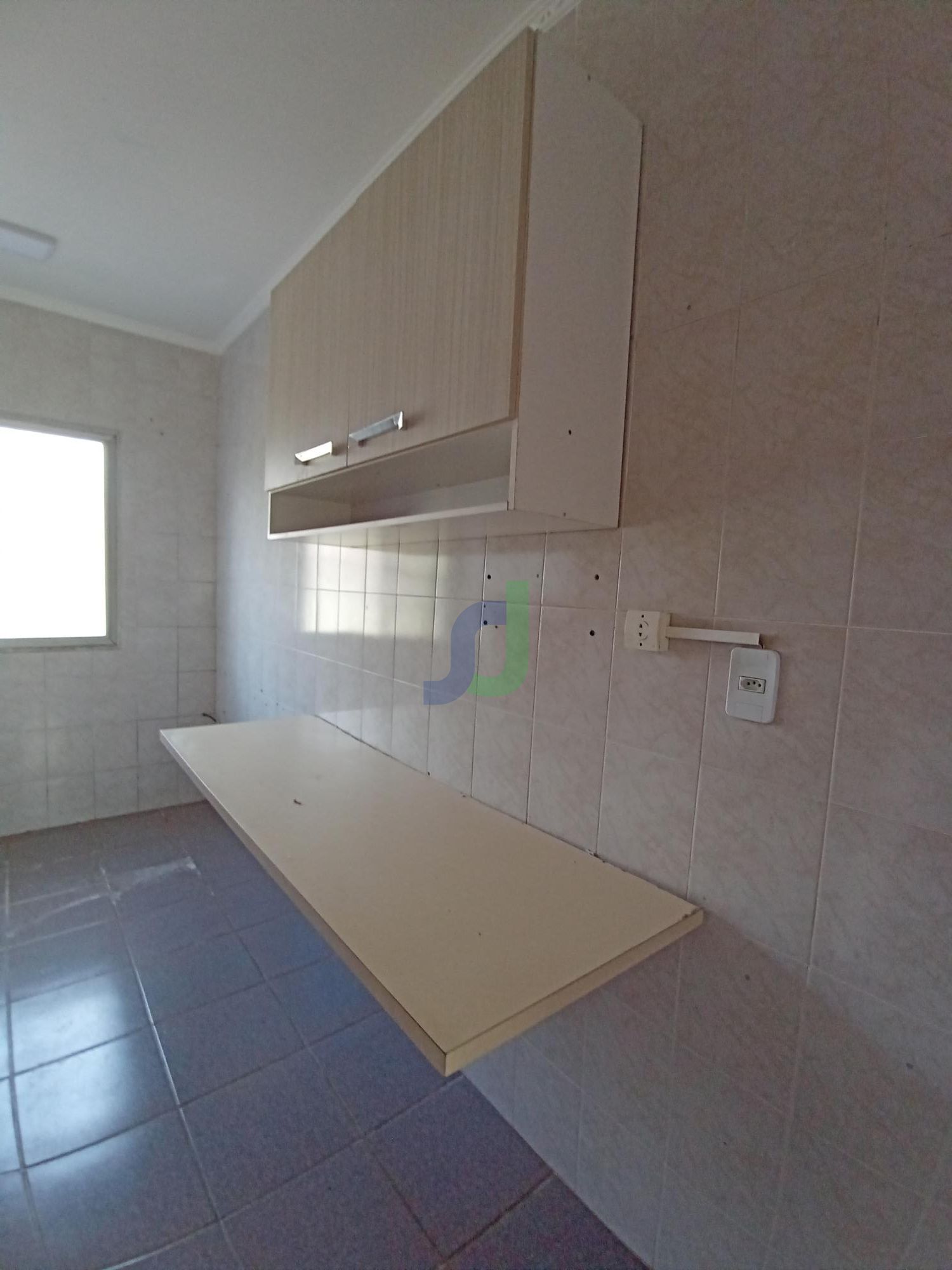 Apartamento com 2 Dormitórios à venda, 48 m² por R$ 210.000,00 Apartamento com 2 Dormitórios à venda, 48 m² por R$ 210.000,00