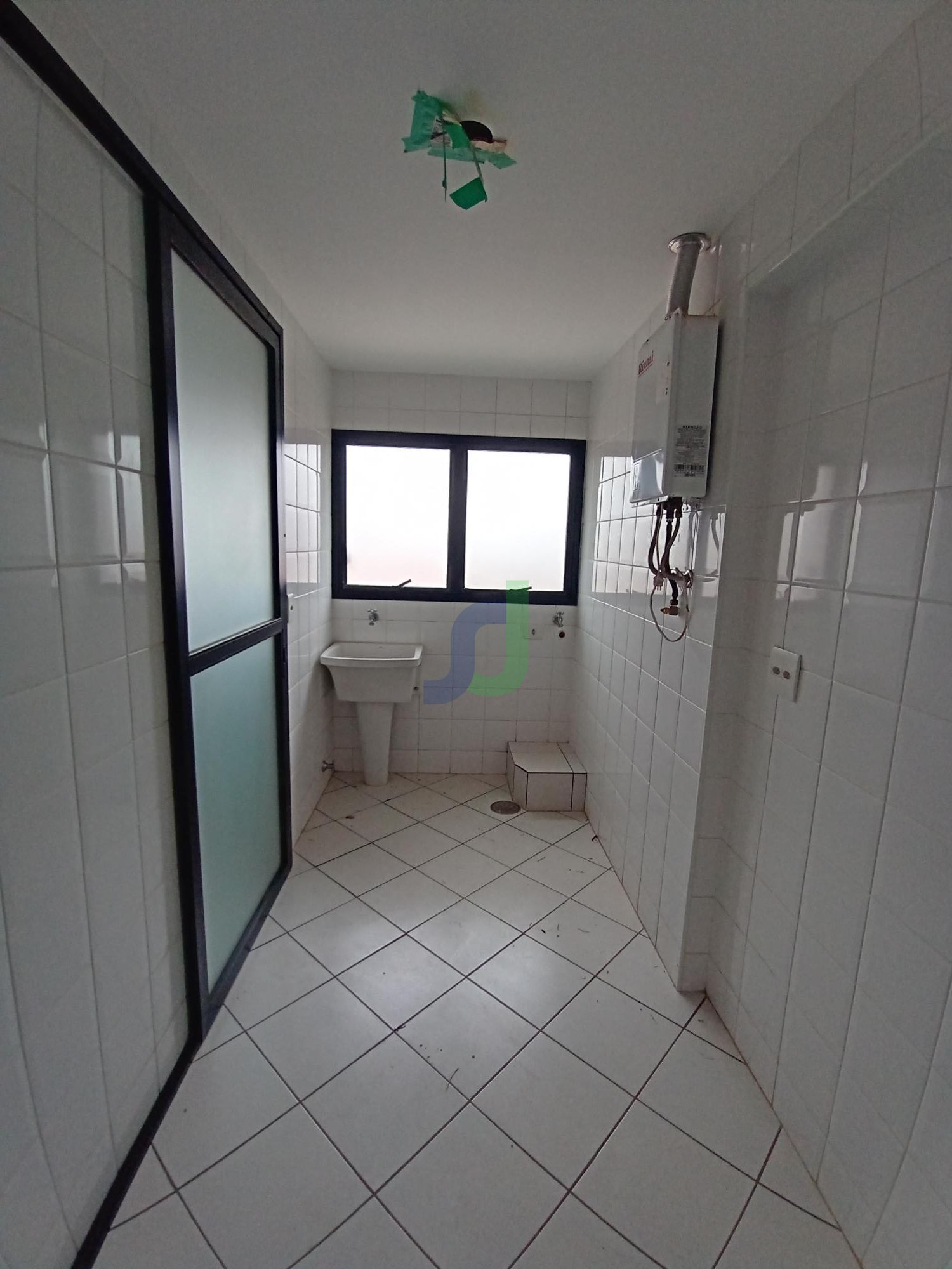 Apartamento com 3 Dormitórios à venda, 155 m² por R$ 750.000,00 Apartamento com 3 Dormitórios à venda, 155 m² por R$ 750.000,00