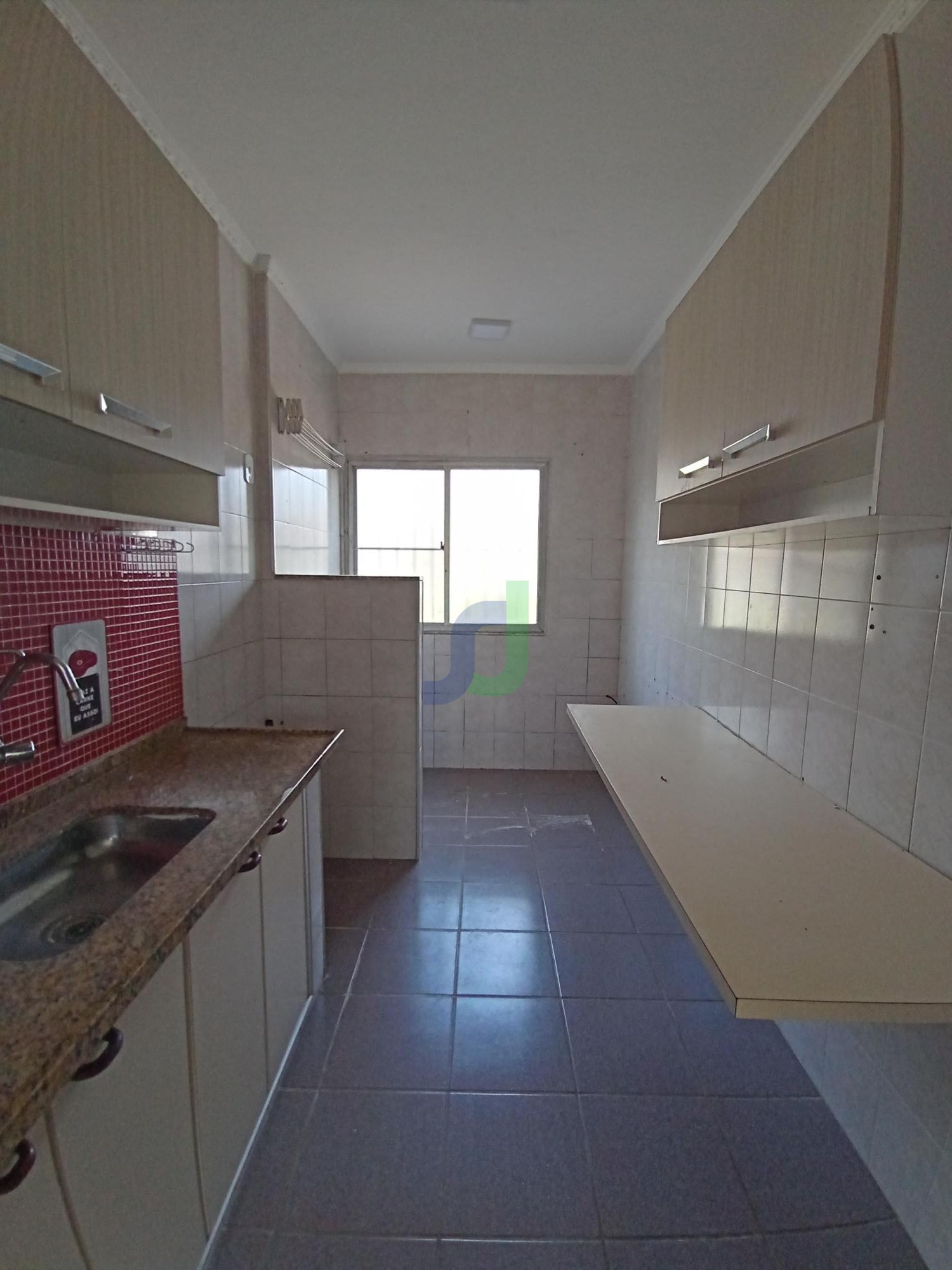Apartamento com 2 Dormitórios à venda, 48 m² por R$ 210.000,00 Apartamento com 2 Dormitórios à venda, 48 m² por R$ 210.000,00