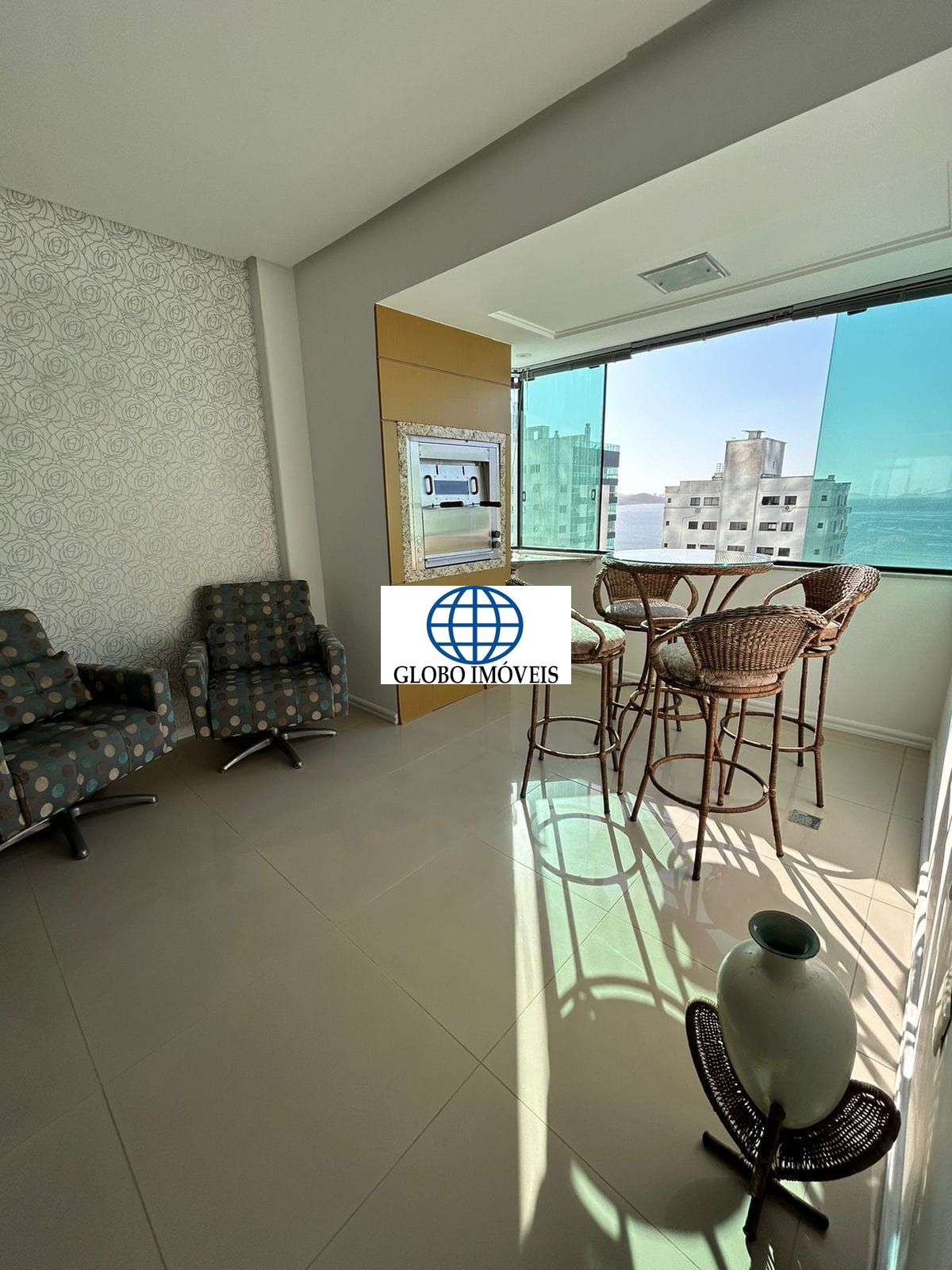 Apartamento de 3 quartos, 140m² no bairro Centro, em Balneário Camboriú | Eu Corretor