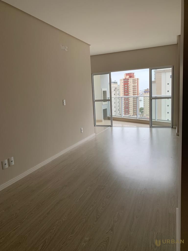 Apartamento à venda com 2 quartos, 79m² - Foto 38