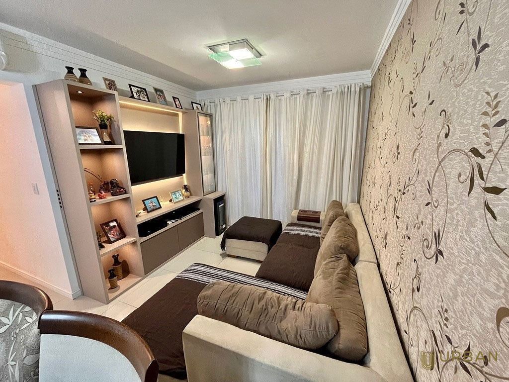 Apartamento à venda com 3 quartos, 89m² - Foto 2