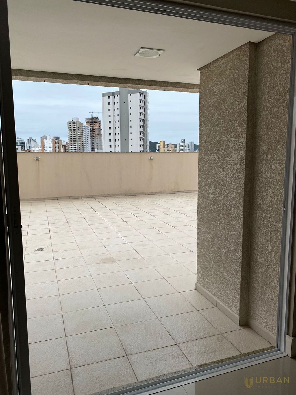 Apartamento à venda com 3 quartos, 98m² - Foto 33