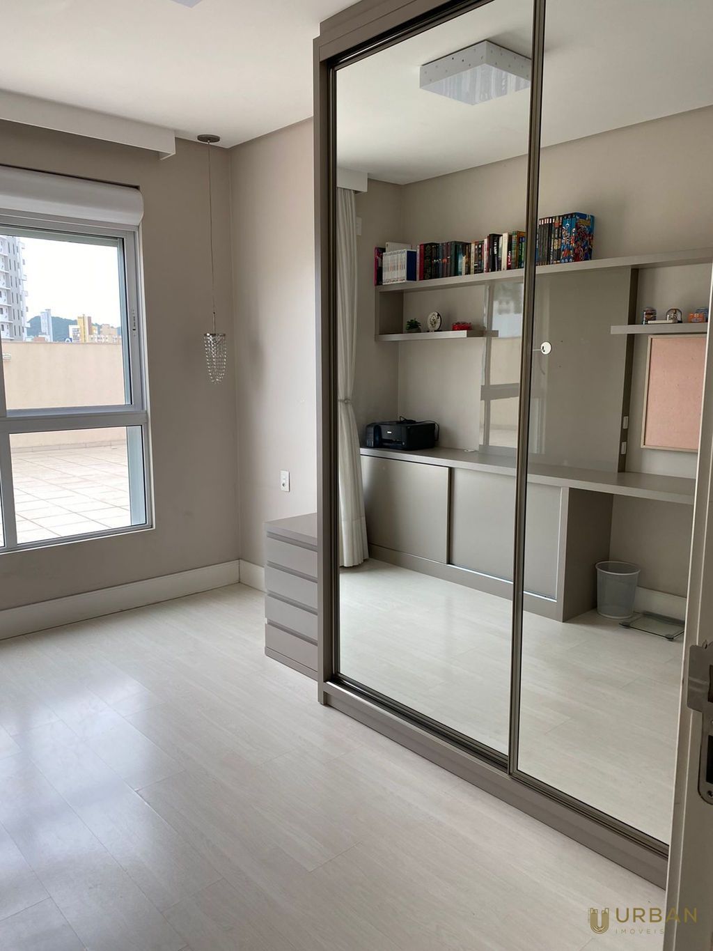 Apartamento à venda com 3 quartos, 98m² - Foto 29