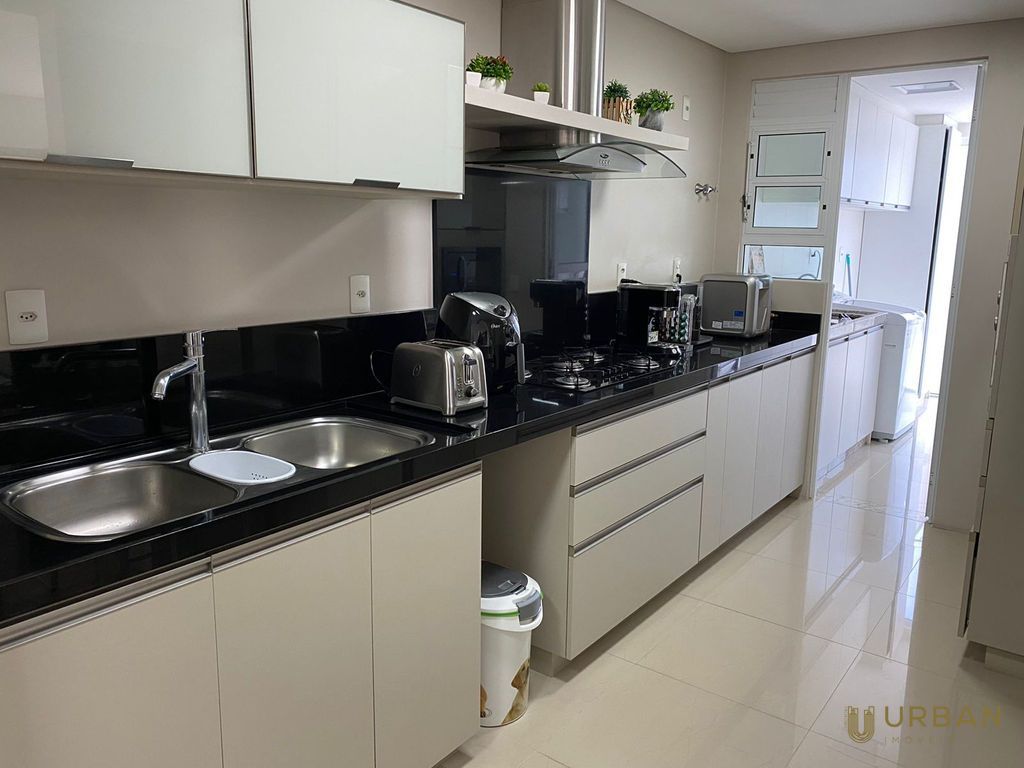 Apartamento à venda com 3 quartos, 98m² - Foto 10