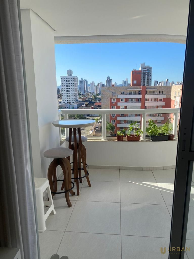 Apartamento à venda com 2 quartos, 88m² - Foto 5