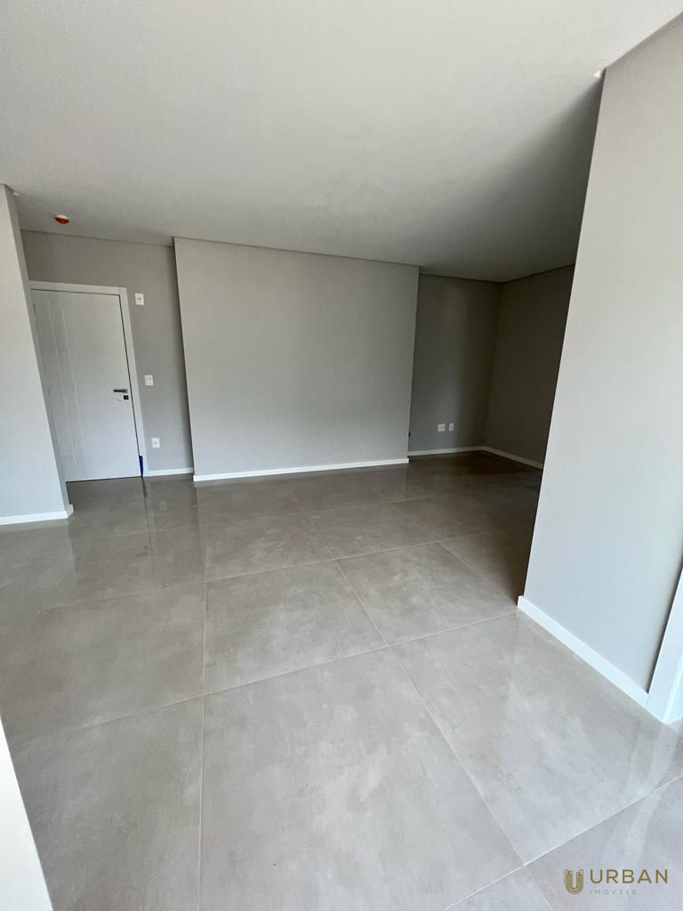 Apartamento à venda com 2 quartos, 73m² - Foto 3