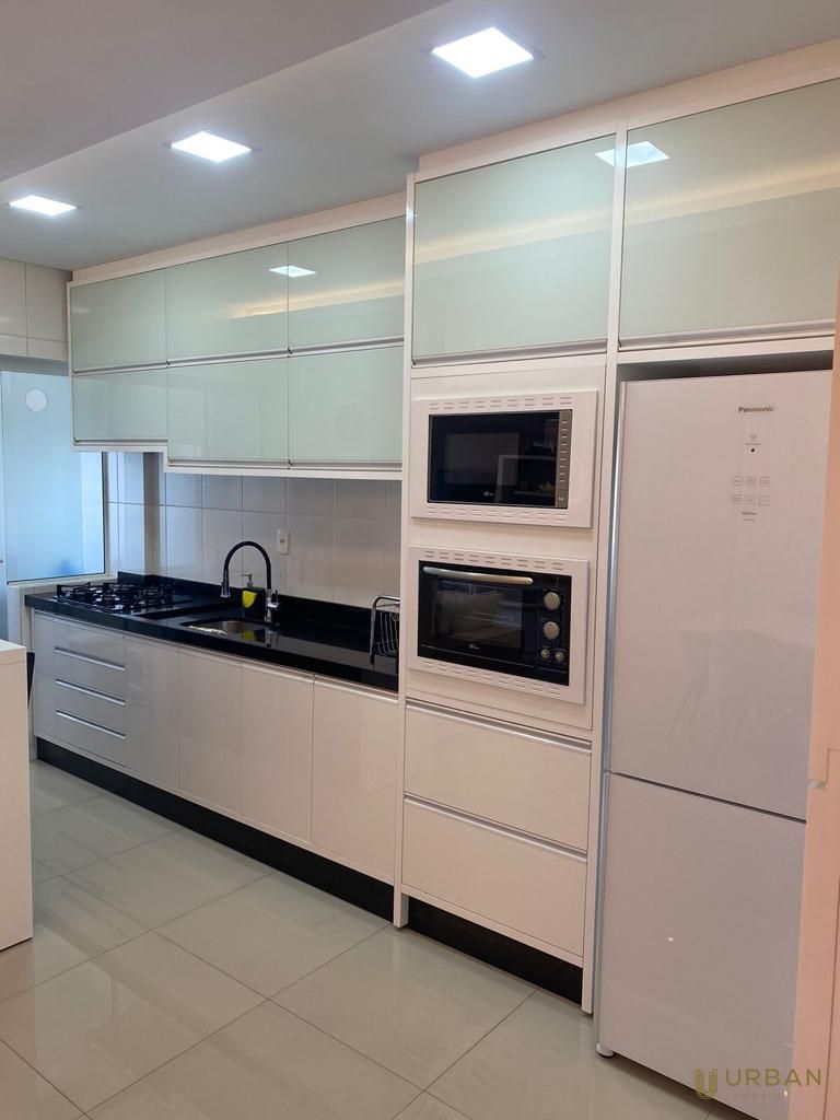 Apartamento à venda com 2 quartos, 88m² - Foto 3