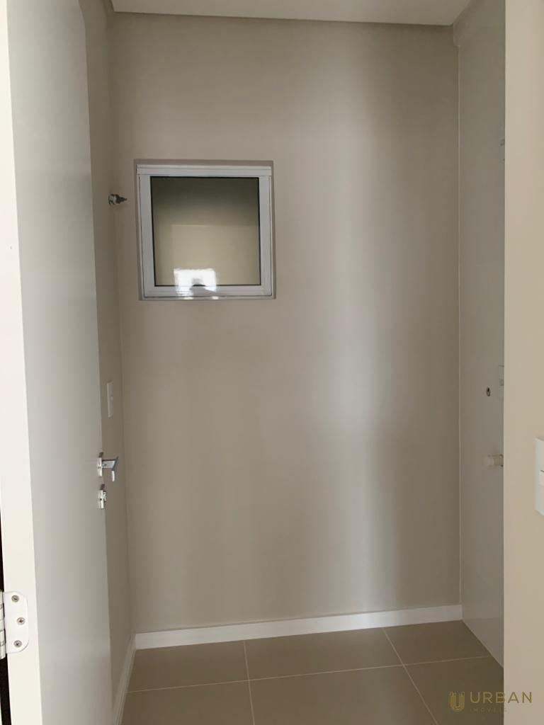 Apartamento à venda com 2 quartos, 79m² - Foto 32