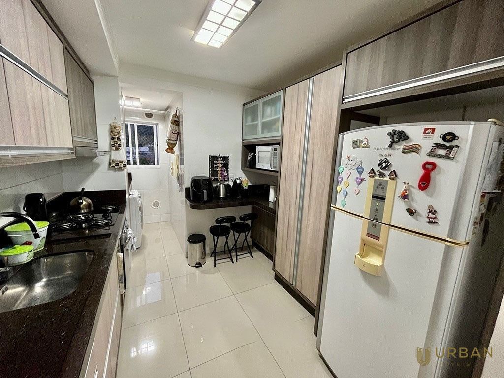 Apartamento à venda com 3 quartos, 89m² - Foto 3