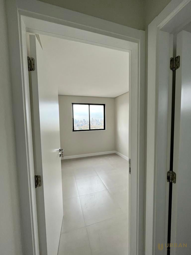 Apartamento à venda com 2 quartos, 67m² - Foto 25