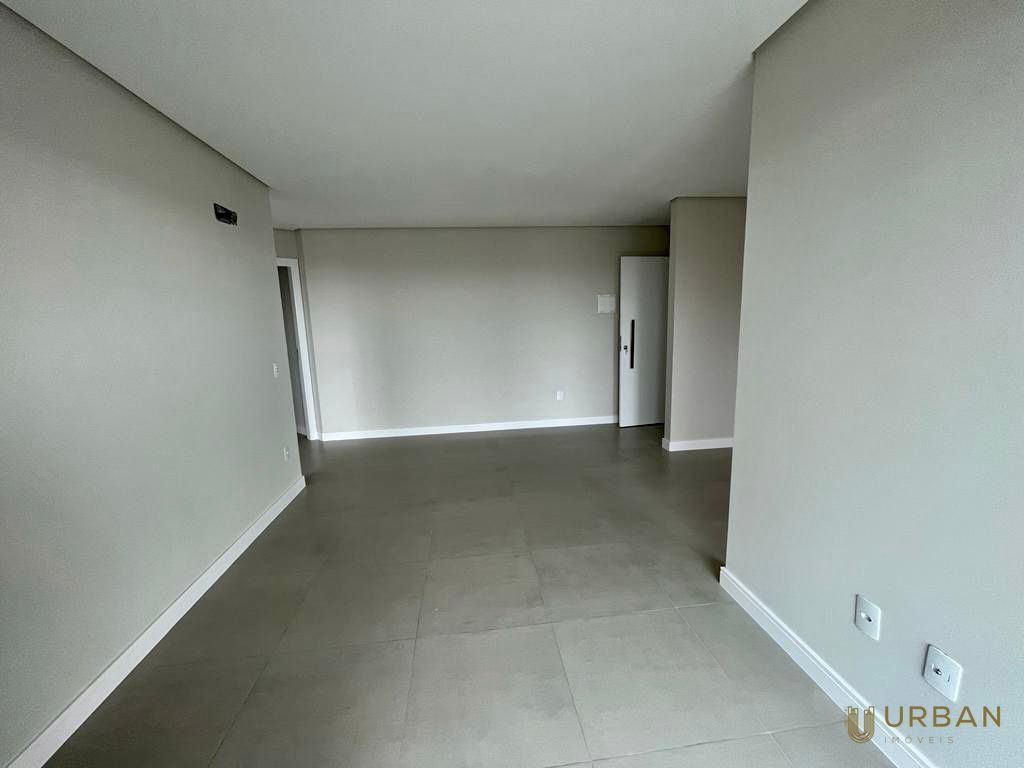 Apartamento à venda com 2 quartos, 67m² - Foto 16