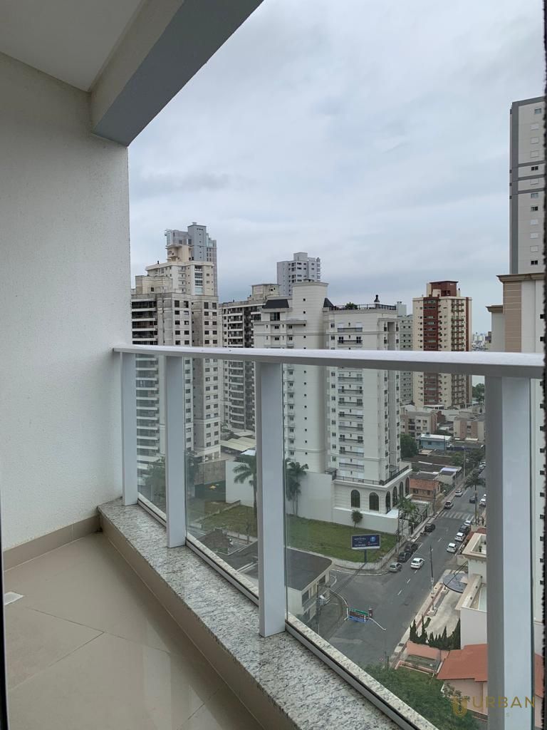 Apartamento à venda com 2 quartos, 79m² - Foto 31