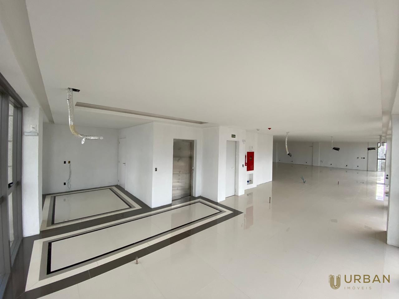 Conjunto Comercial-Sala à venda com 1 quarto, 204m² - Foto 10