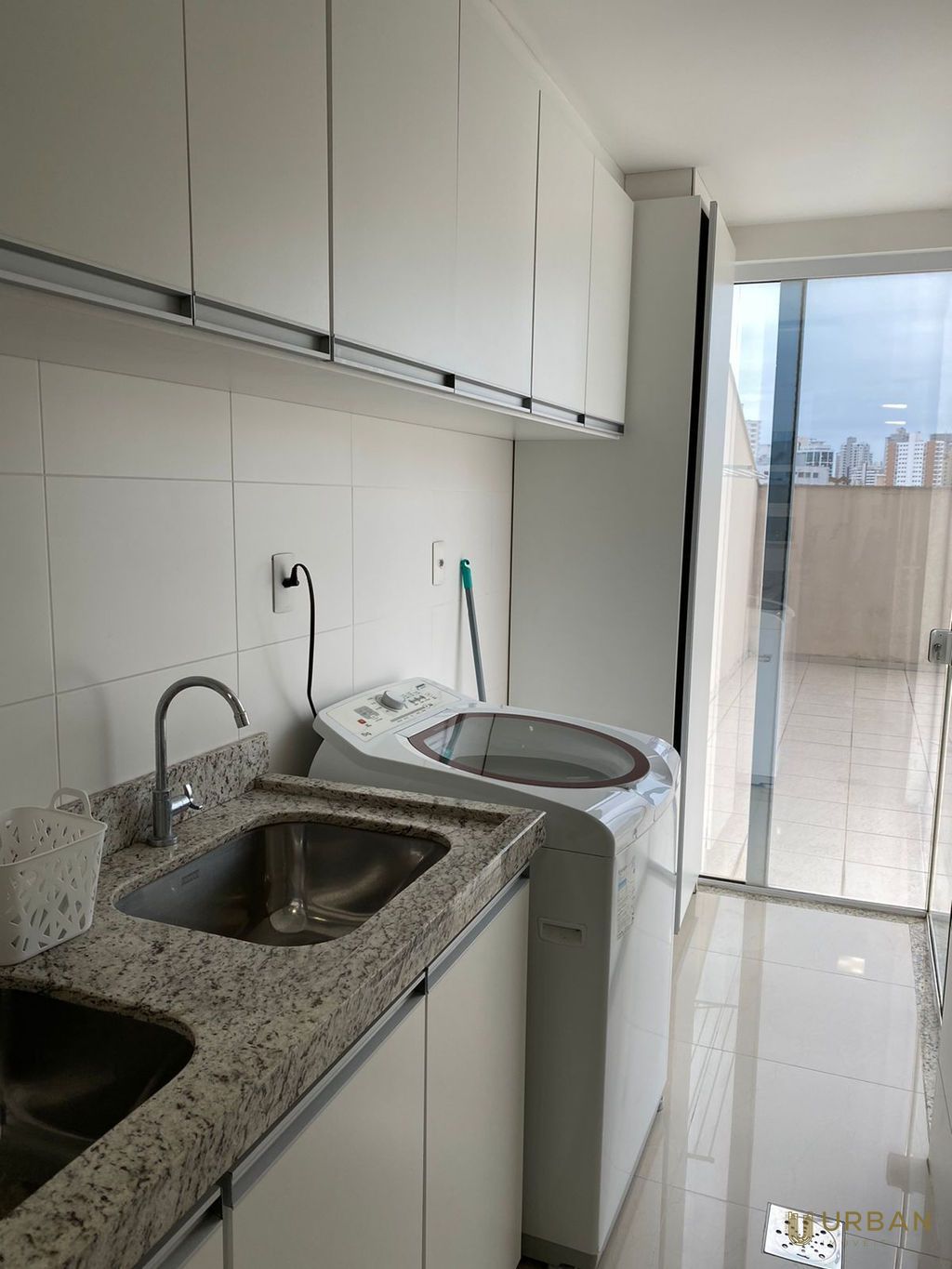 Apartamento à venda com 3 quartos, 98m² - Foto 15