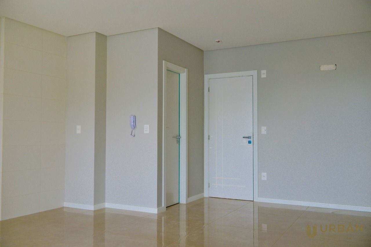 Apartamento à venda com 2 quartos, 83m² - Foto 5