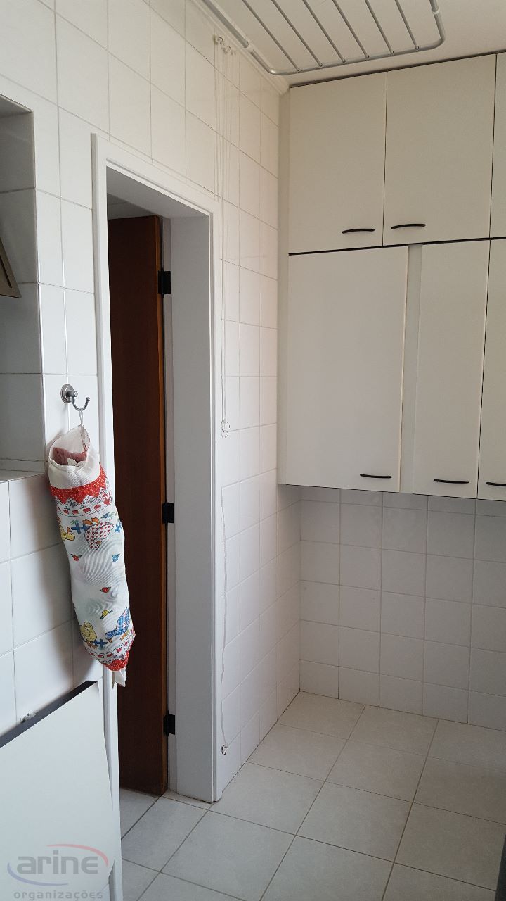 Apartamento para alugar com 3 quartos, 95m² - Foto 30