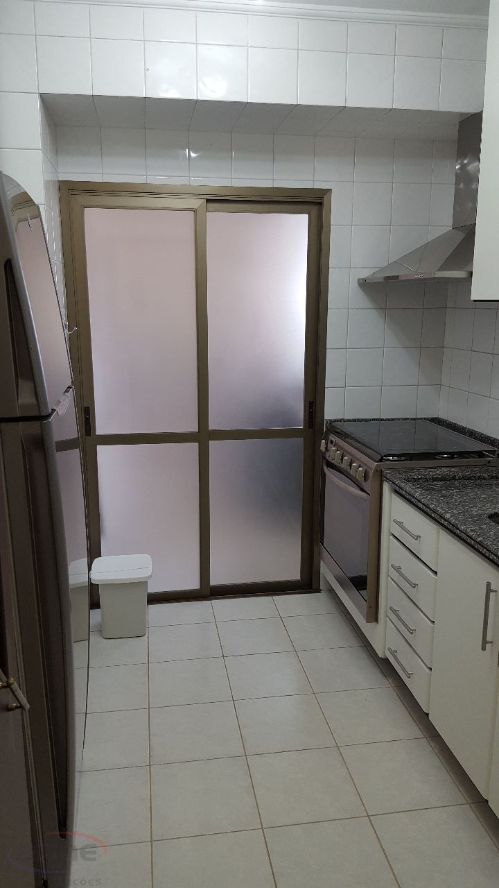 Apartamento para alugar com 3 quartos, 95m² - Foto 51